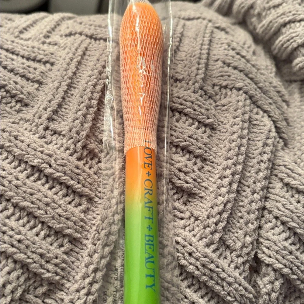 Love+Craft+ Beauty Blush Brush
